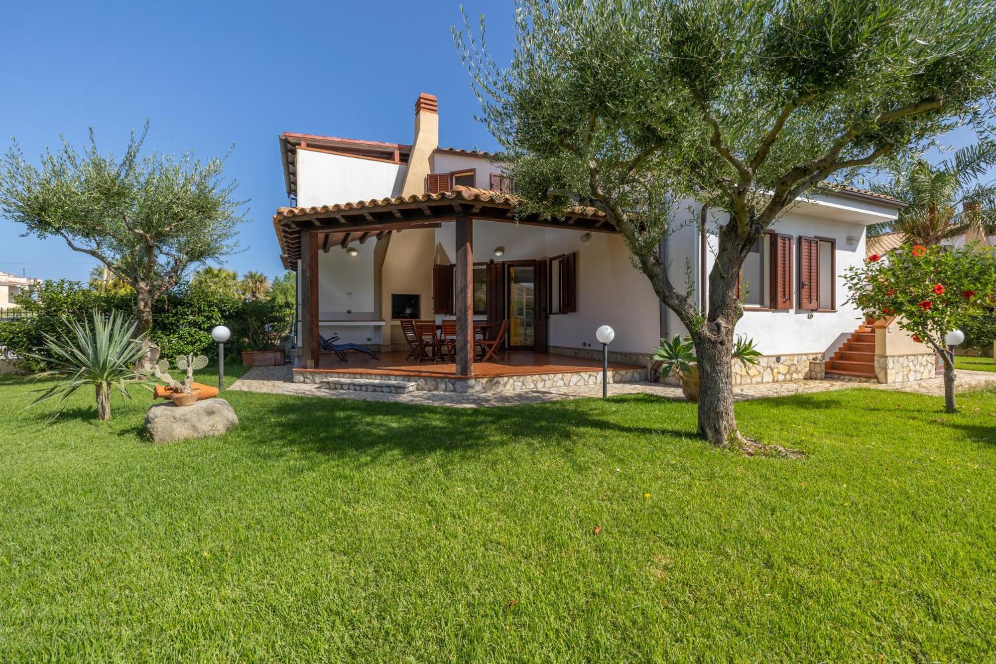 Arvilla'S Houses Campofelice Di Roccella Exterior photo