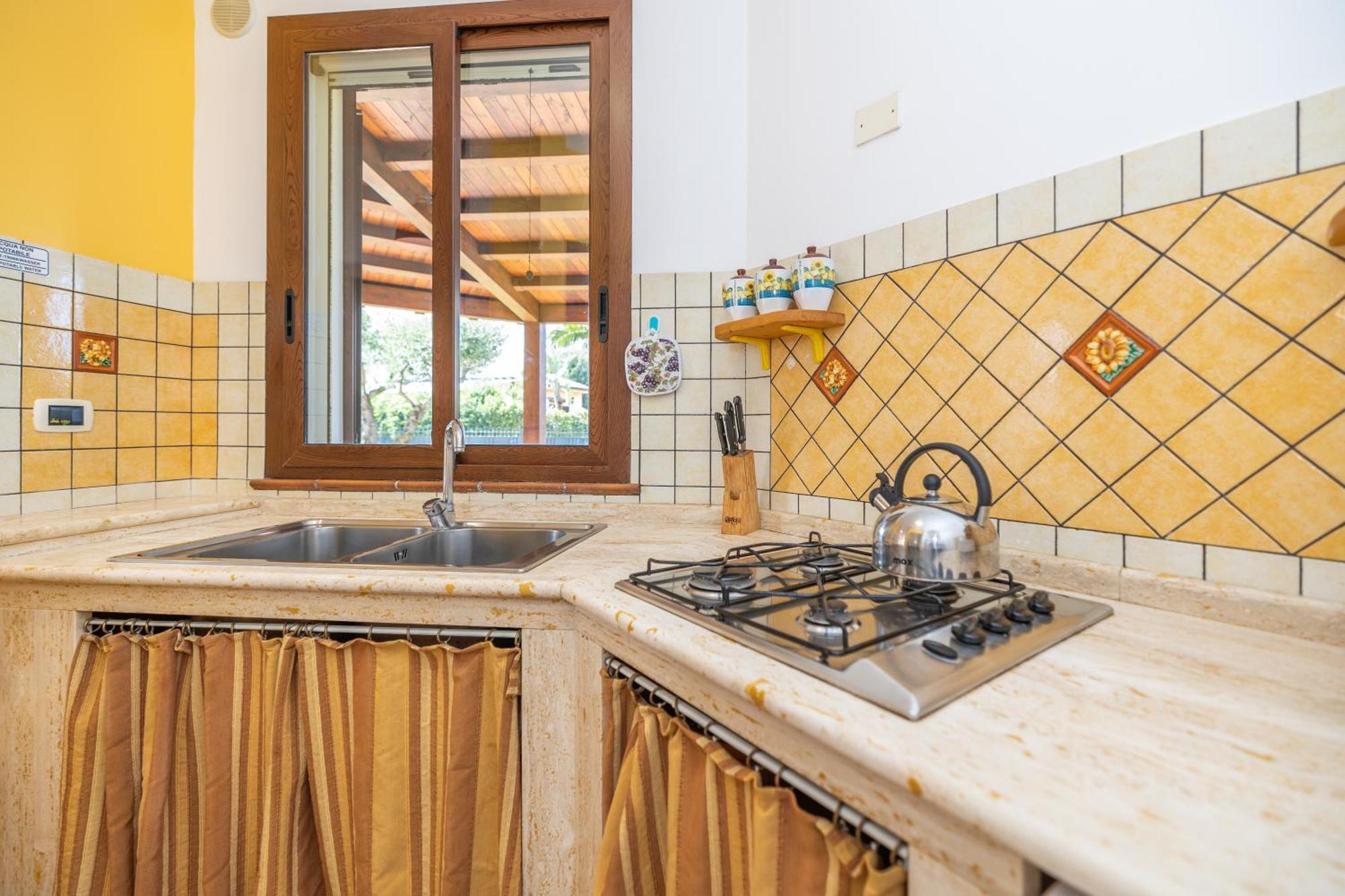 Arvilla'S Houses Campofelice Di Roccella Room photo
